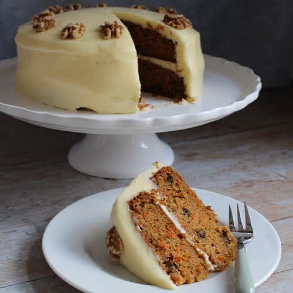 carrot-cake-with-walnut-slice