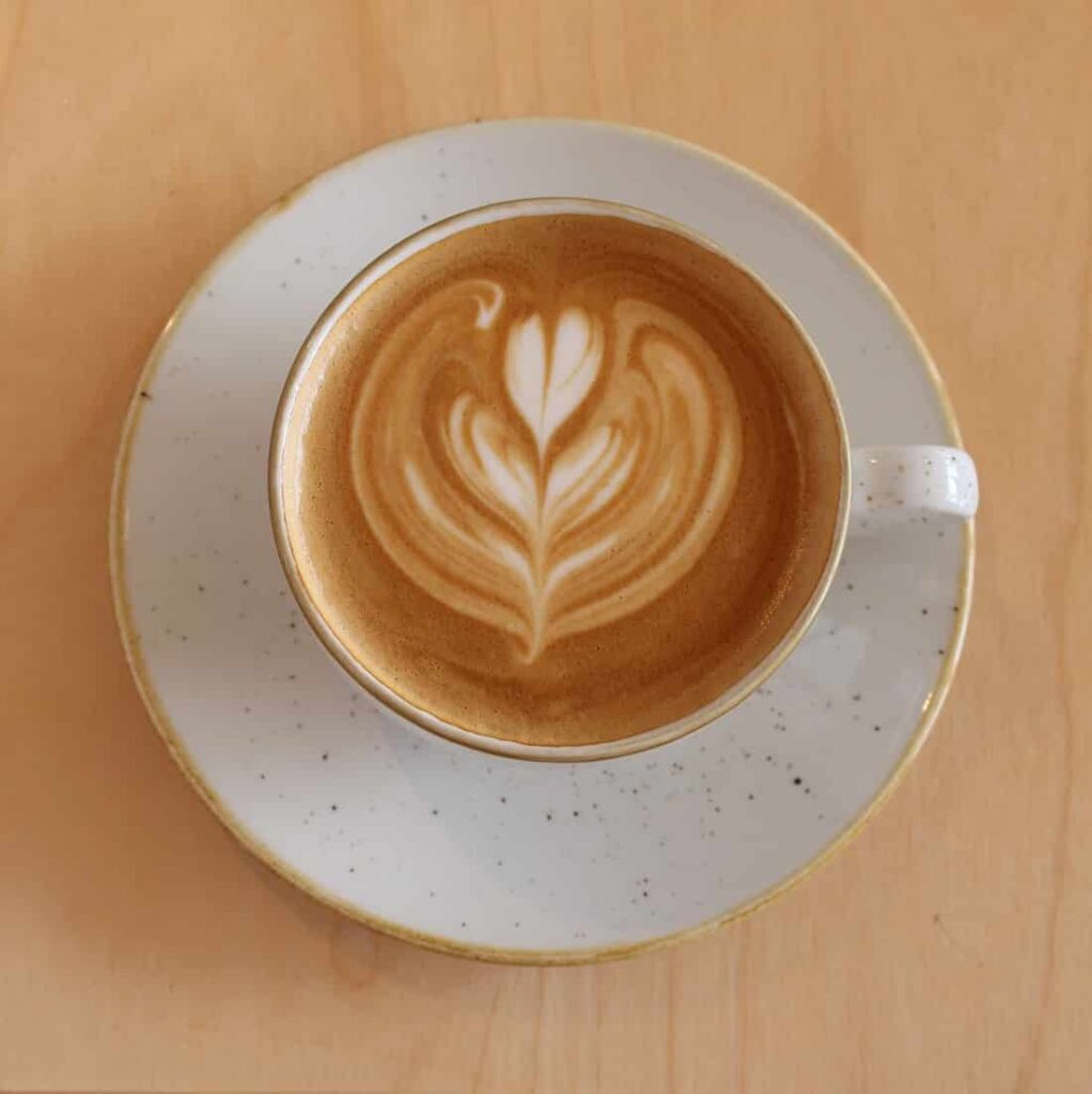 flat-white-coffee-Fodder-Cafe