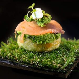 salmon-blini
