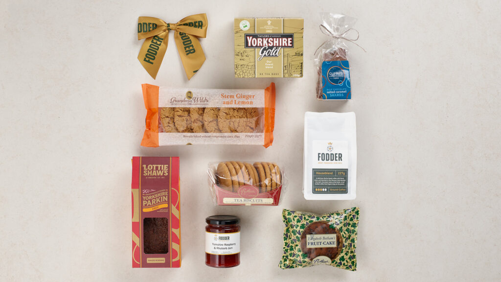 Put T-Kettle On Hamper